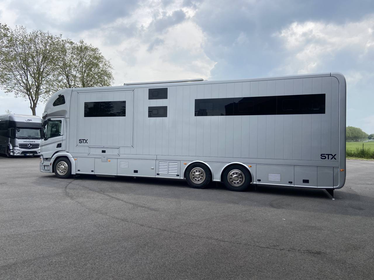 STX 26/420 - STOCK / A partir de 4190 € HT par mois