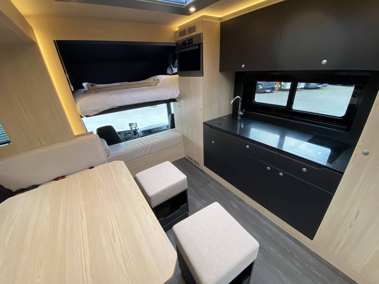 STX 26/420 - STOCK / A partir de 4190 € HT par mois