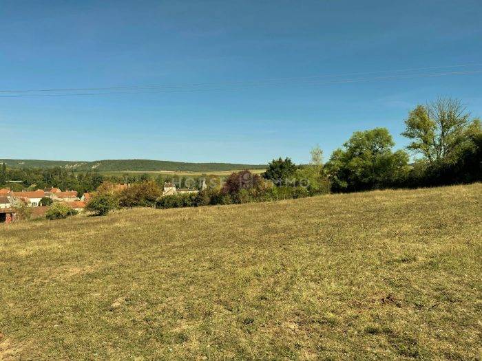 Propriété avec Deux maisons et Installations Equestres