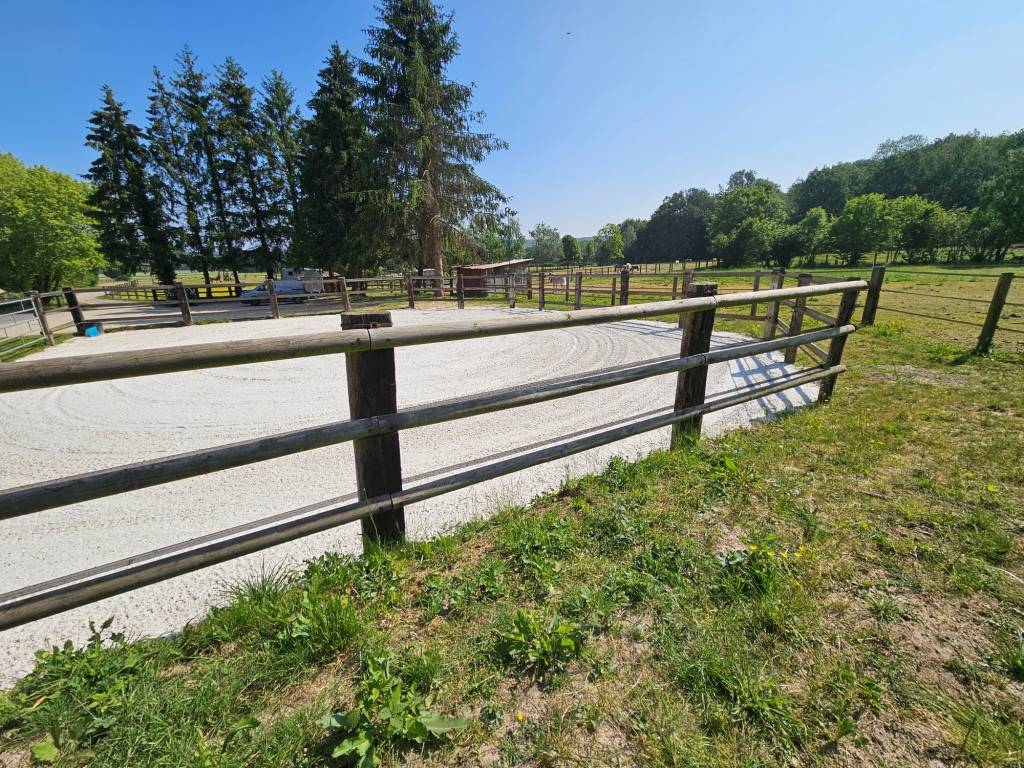 ÉCURIE MULTI ACTIVITÉ 