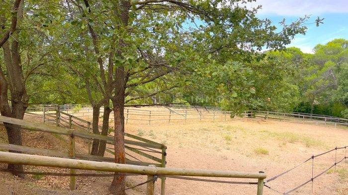 Var - Belle demeure équestre