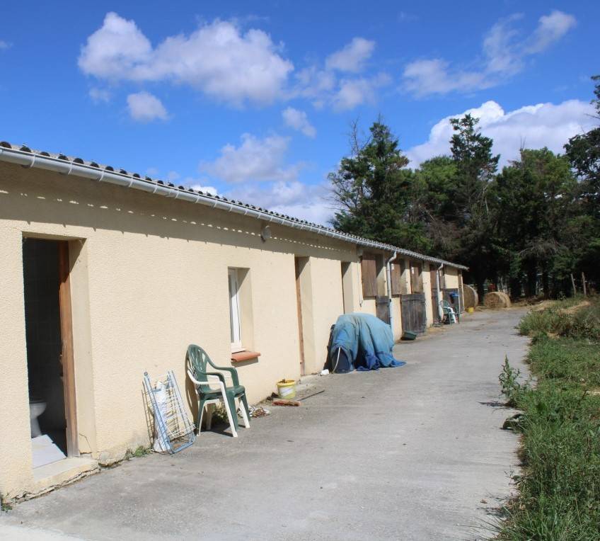 PROPRIETE EQUESTRE DANS LE GERS