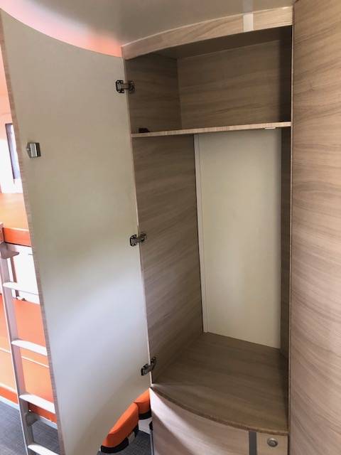 caravane full options de demonstration  4 couchages...