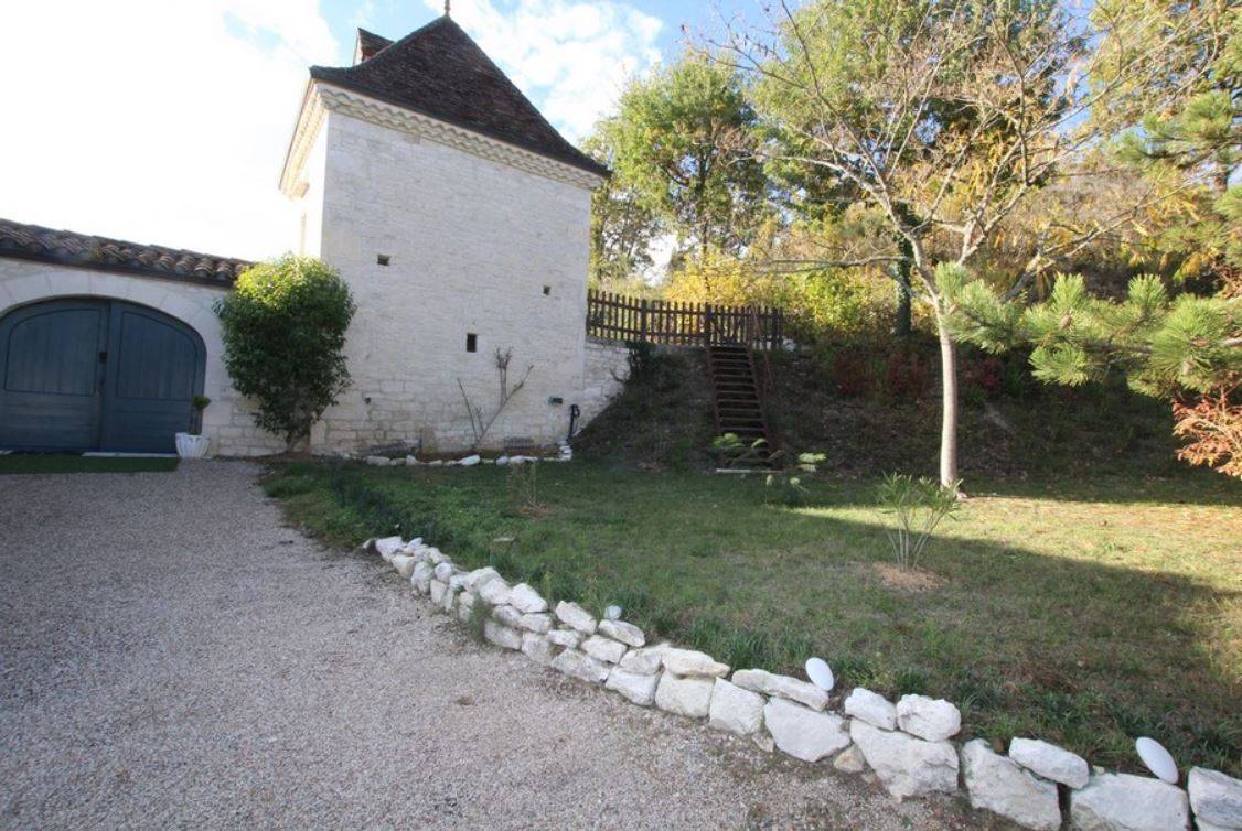 PROPRIETE IDEALE POUR GÎTES EQUESTRES