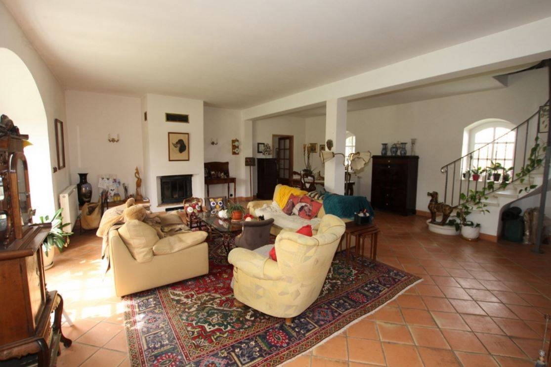 DOMAINE EQUESTRE SUR 60 HA