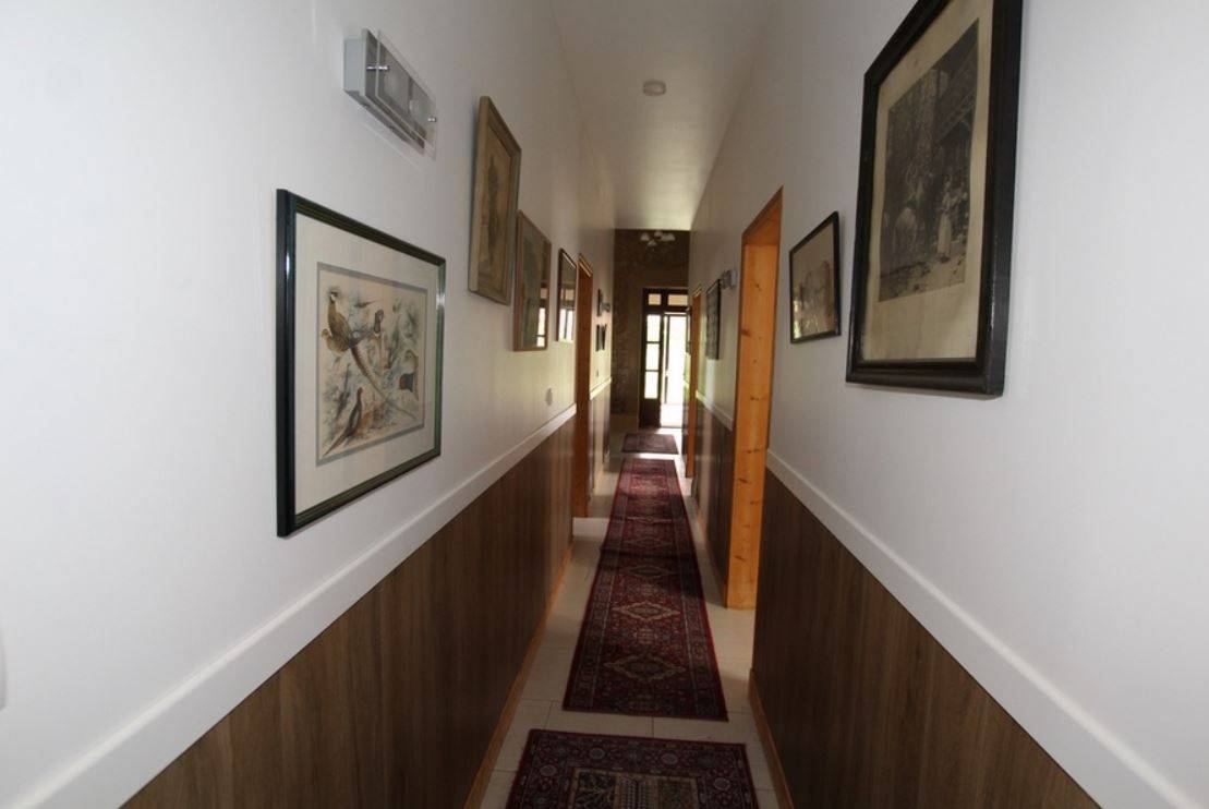 DOMAINE EQUESTRE SUR 60 HA