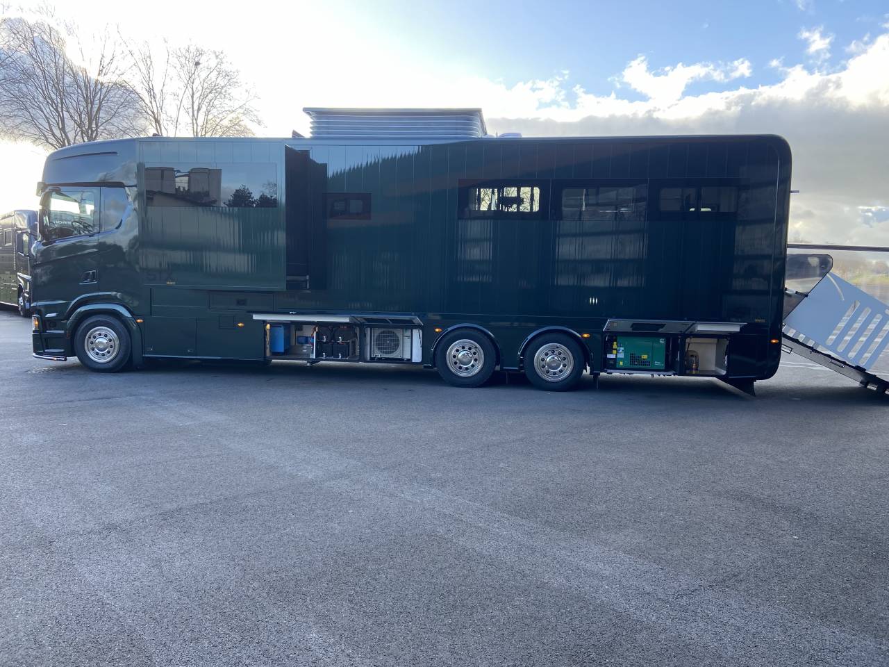 STX 26/500 Scania 6 chevaux
