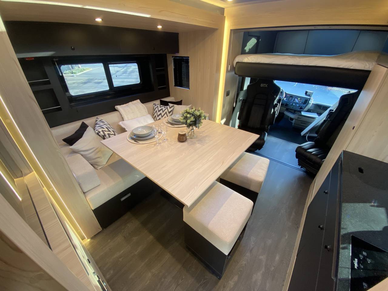 STX 26/500 Scania 6 chevaux