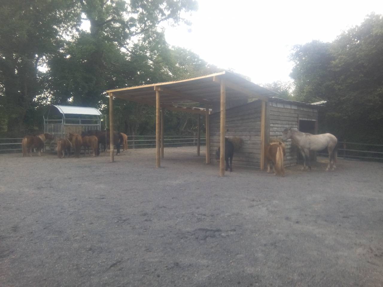 Corps de ferme sur 8H