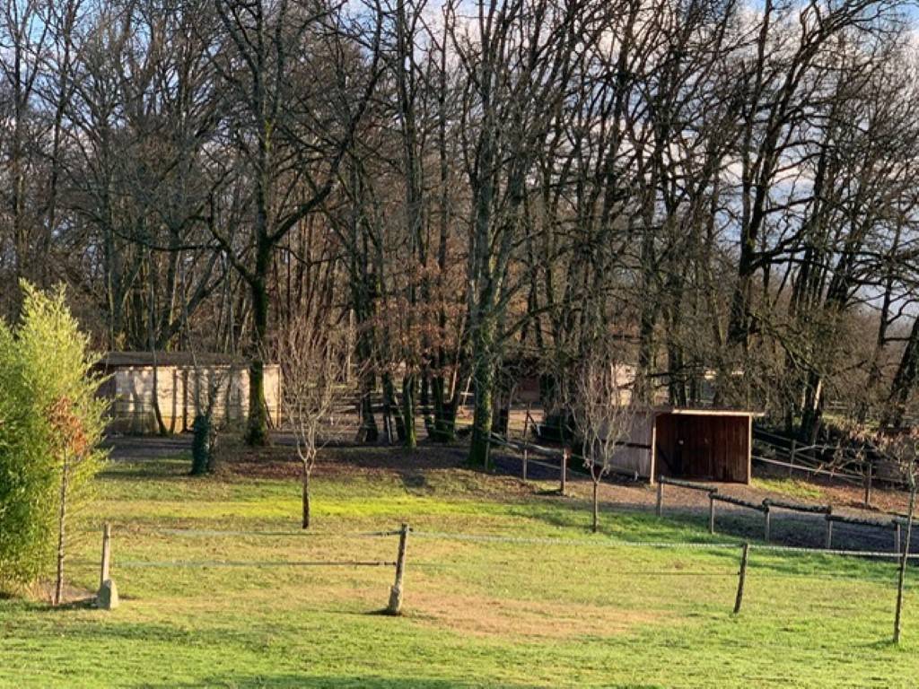 PROPRIETE EQUESTRE DANS LE LOT 