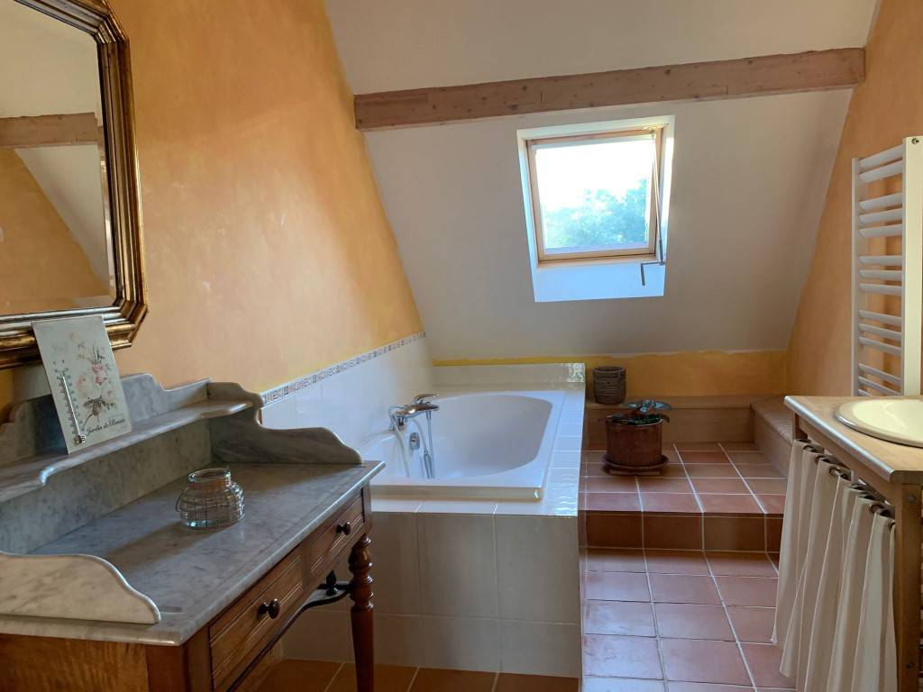 PROPRIETE EQUESTRE DANS LE LOT 