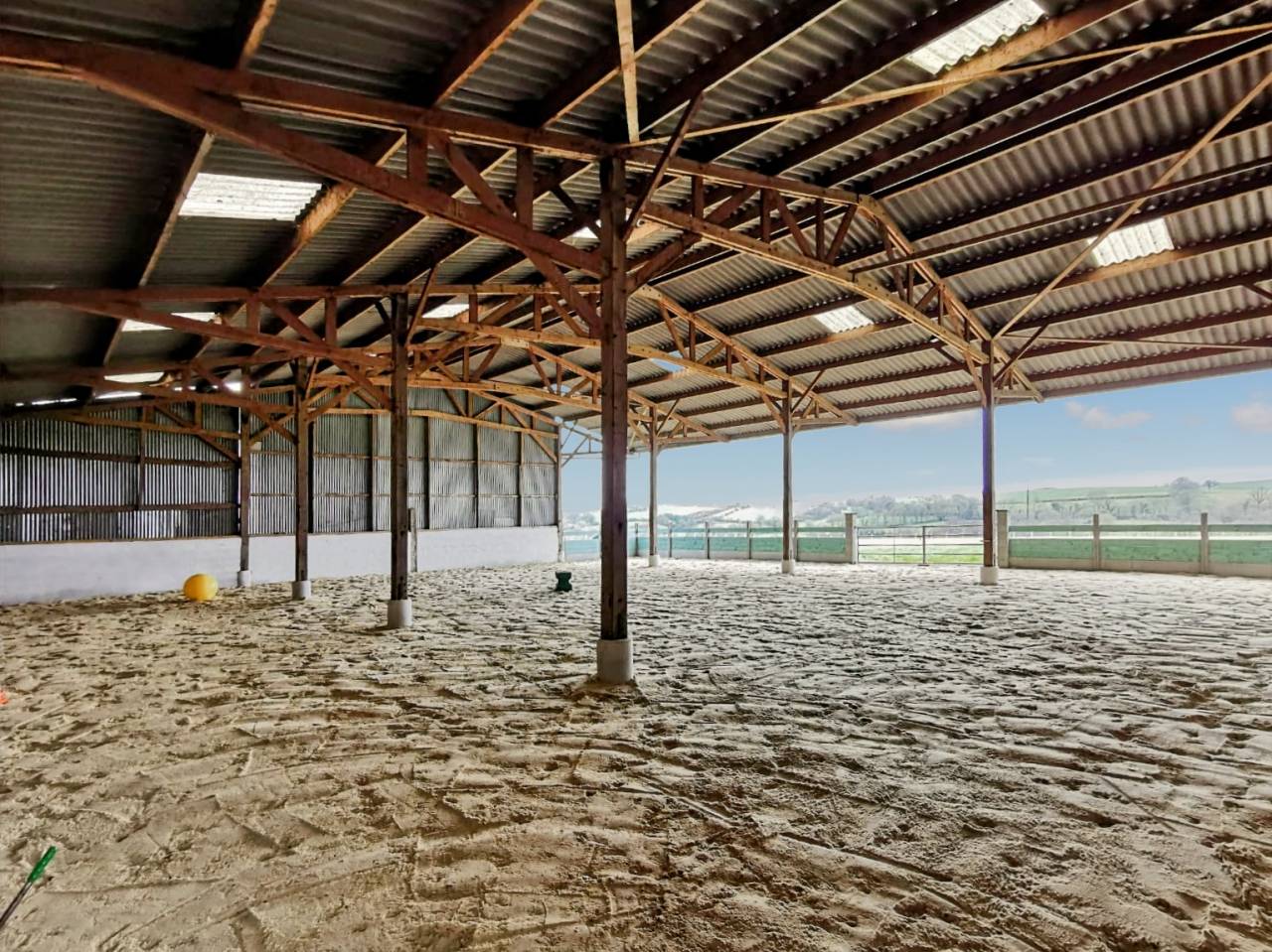 Très jolie propriété équestre sur 5ha