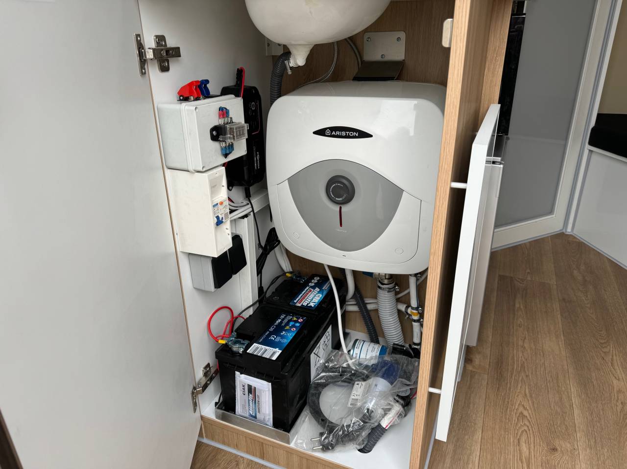 REMORQUE ANKA 3 CHEVAUX & HOME CAR