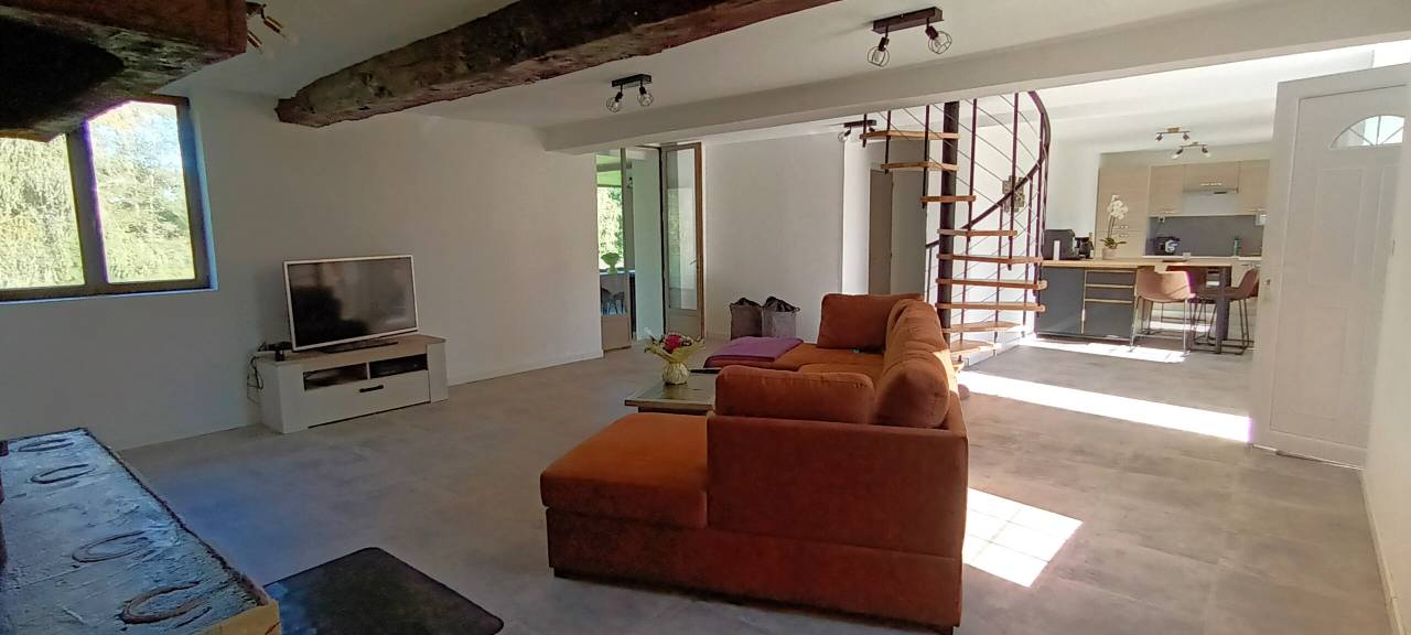 Haras sur 15 ou 29ha avec 2 maisons