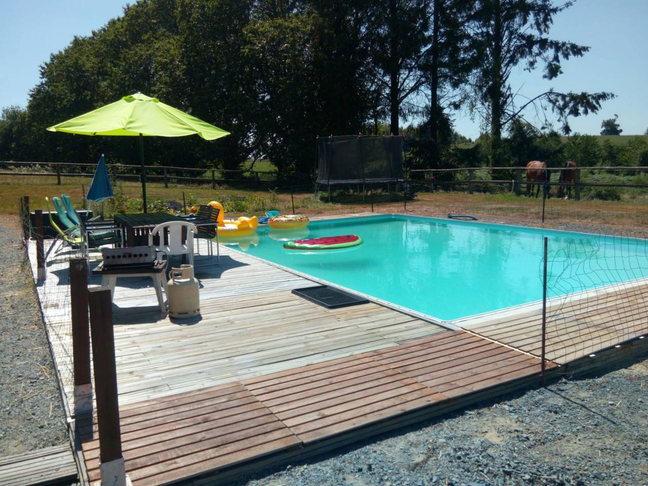 Proche de Pompadour, Cité du Cheval,