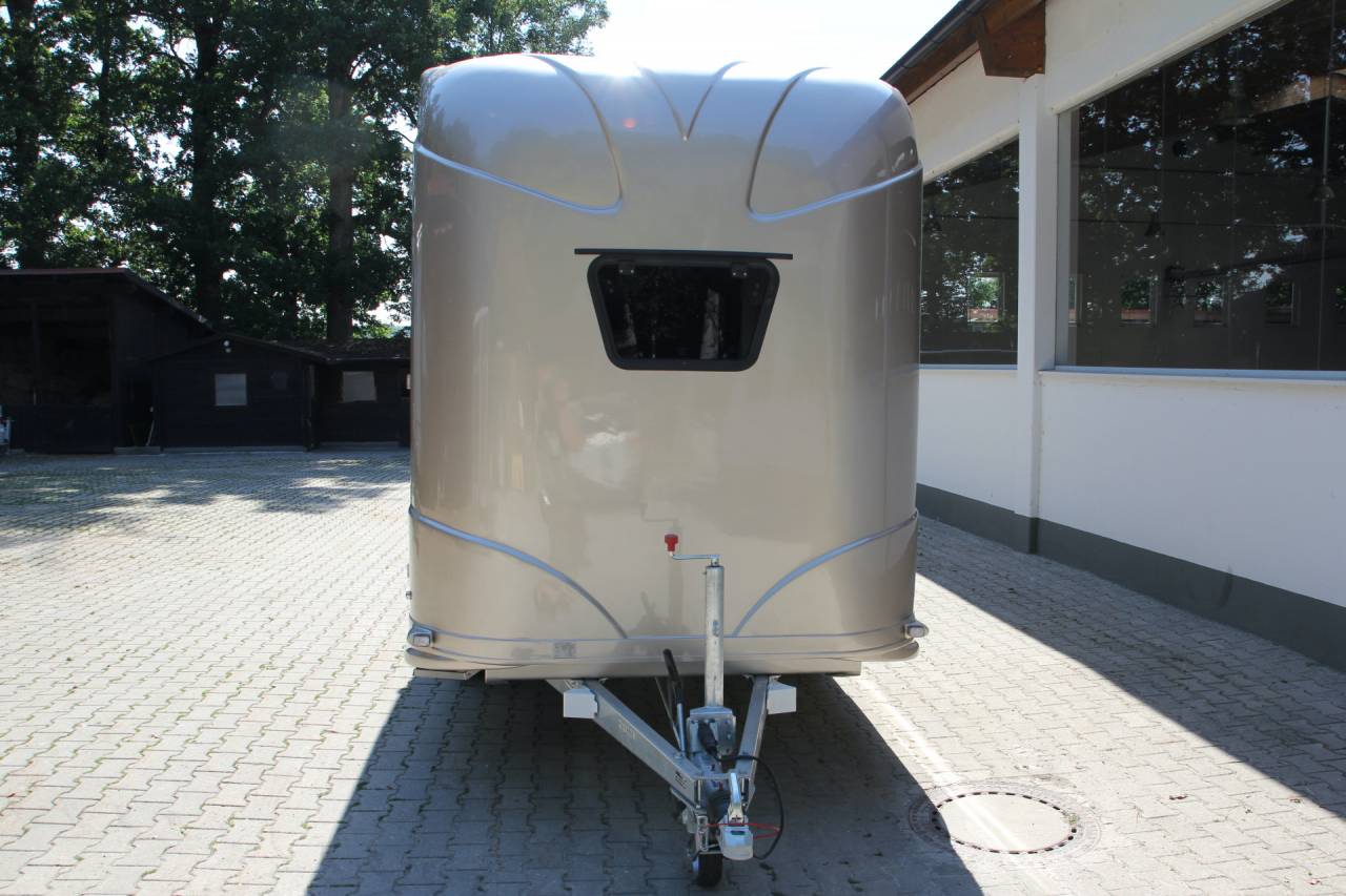 REMORQUE ANKA 2 CHEVAUX & SELLERIE