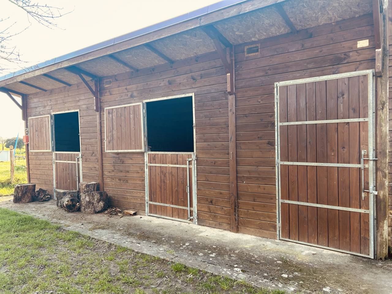 Maison avec terrain attenant