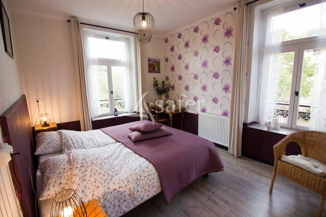 Domaine avec accueil touristique et équin sur 8ha sud ISSOIRE