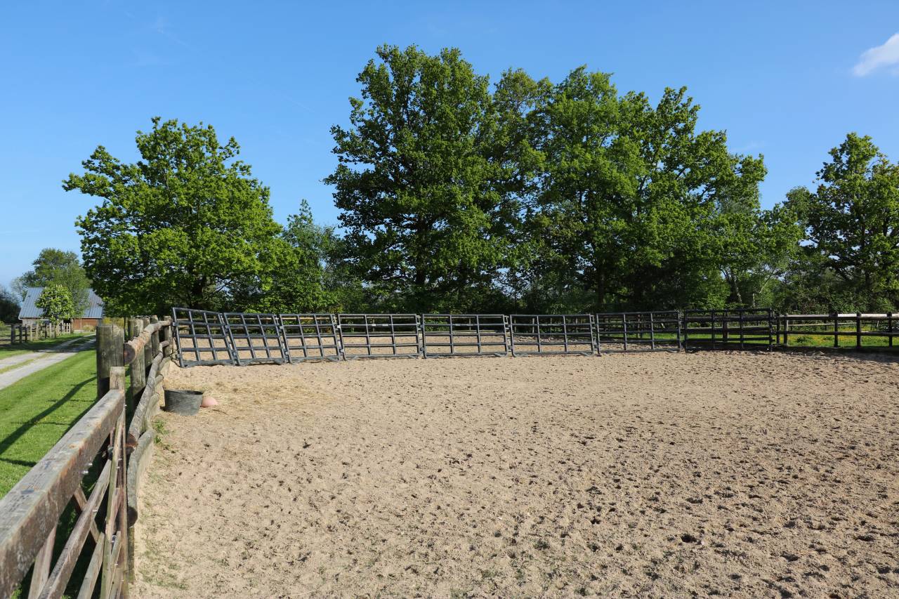 HARAS 23 HA ENTRE LISIEUX ET PONT - L'EVÊQUE