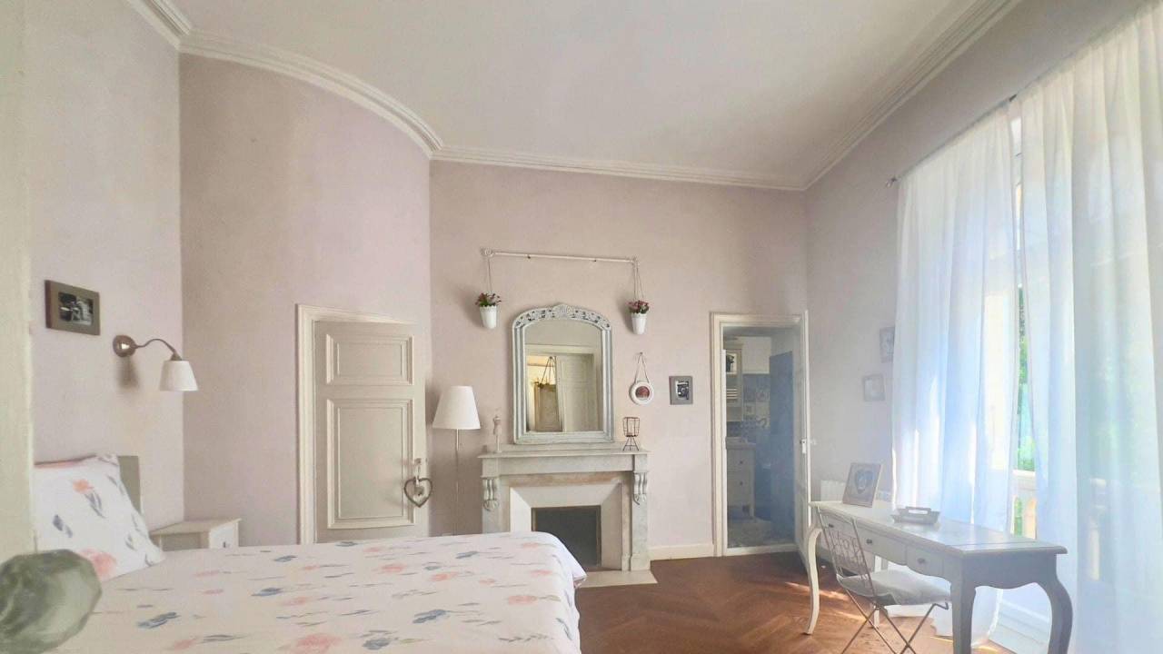 SOUS COMPROMI  - Domaine d'exception de 4 hectares (11)