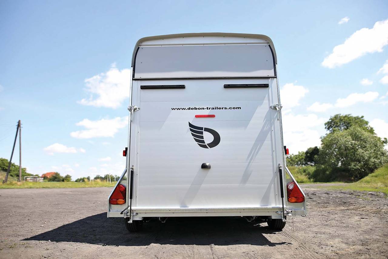 Fourgon Debon Roadster 500