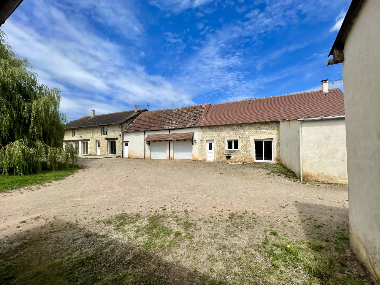 MORTAGNE-AU-PERCHE  – HARAS – 20HA 