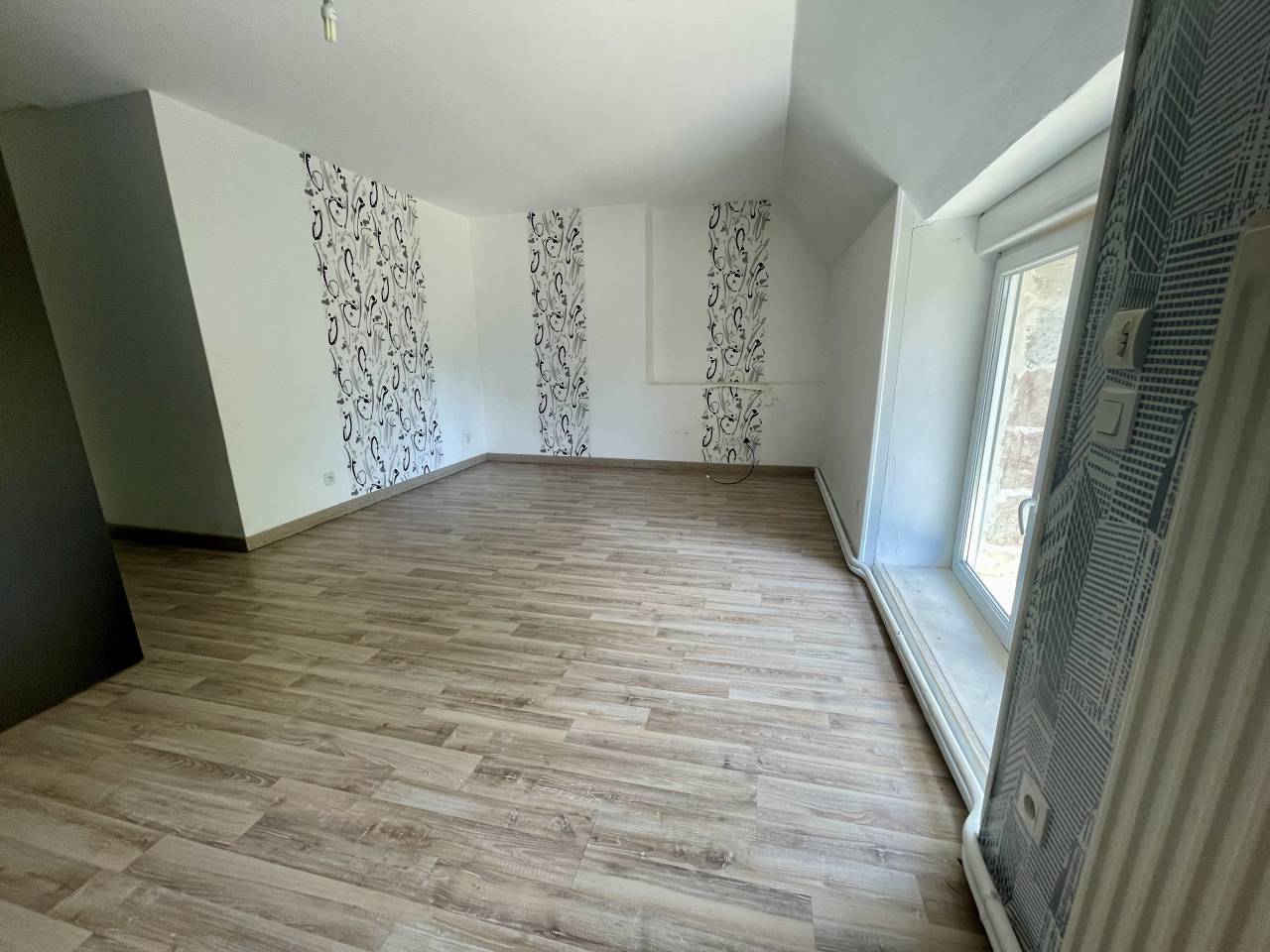 MORTAGNE-AU-PERCHE  – HARAS – 20HA 