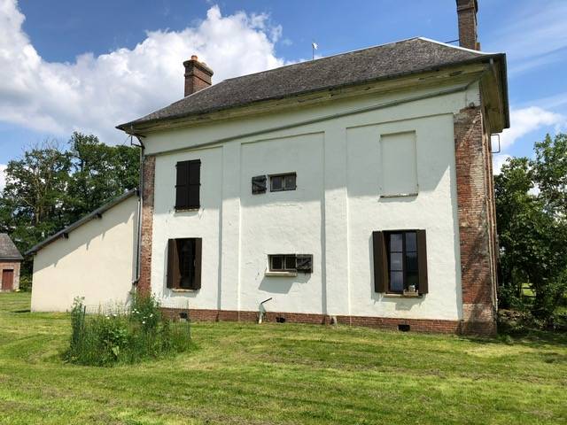 SOUS COMPROMIS - EXCLU - PROPRIÉTÉ DE CAMPAGNE 