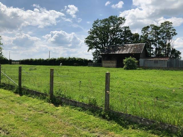 SOUS COMPROMIS - EXCLU - PROPRIÉTÉ DE CAMPAGNE 