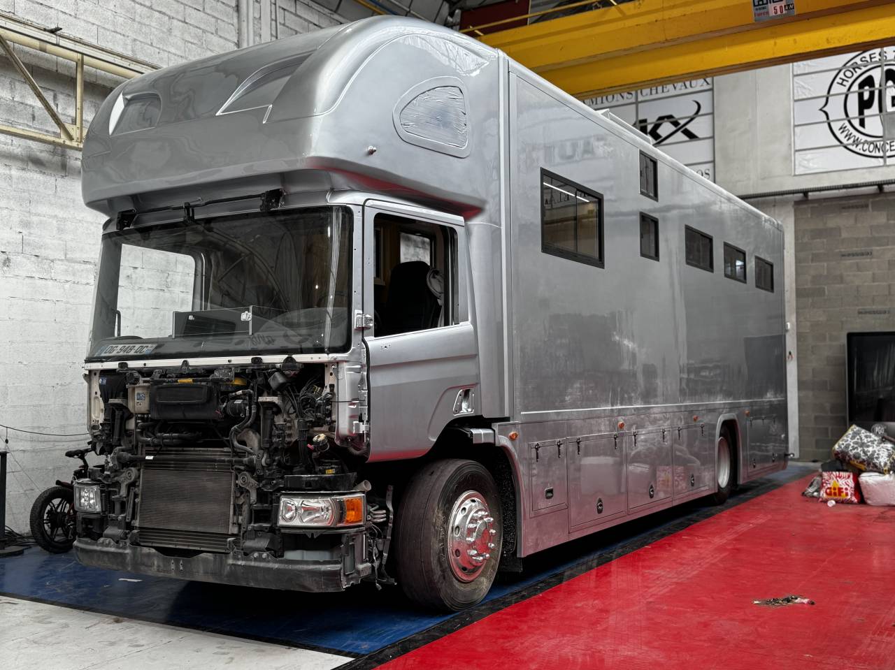 Camion chevaux 7 places - home car CONCEPTPGO