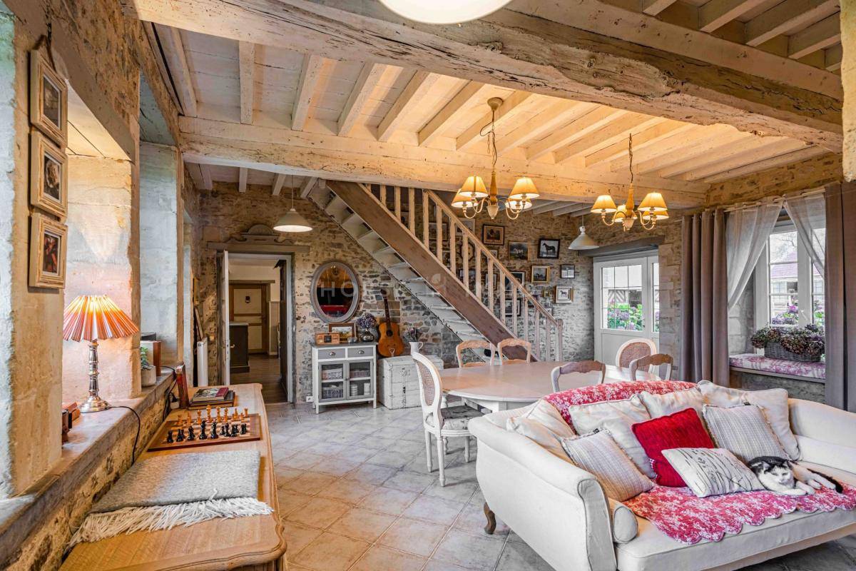 Haras d'Exception de 22 ha à Deux Pas des Plages du Débarque