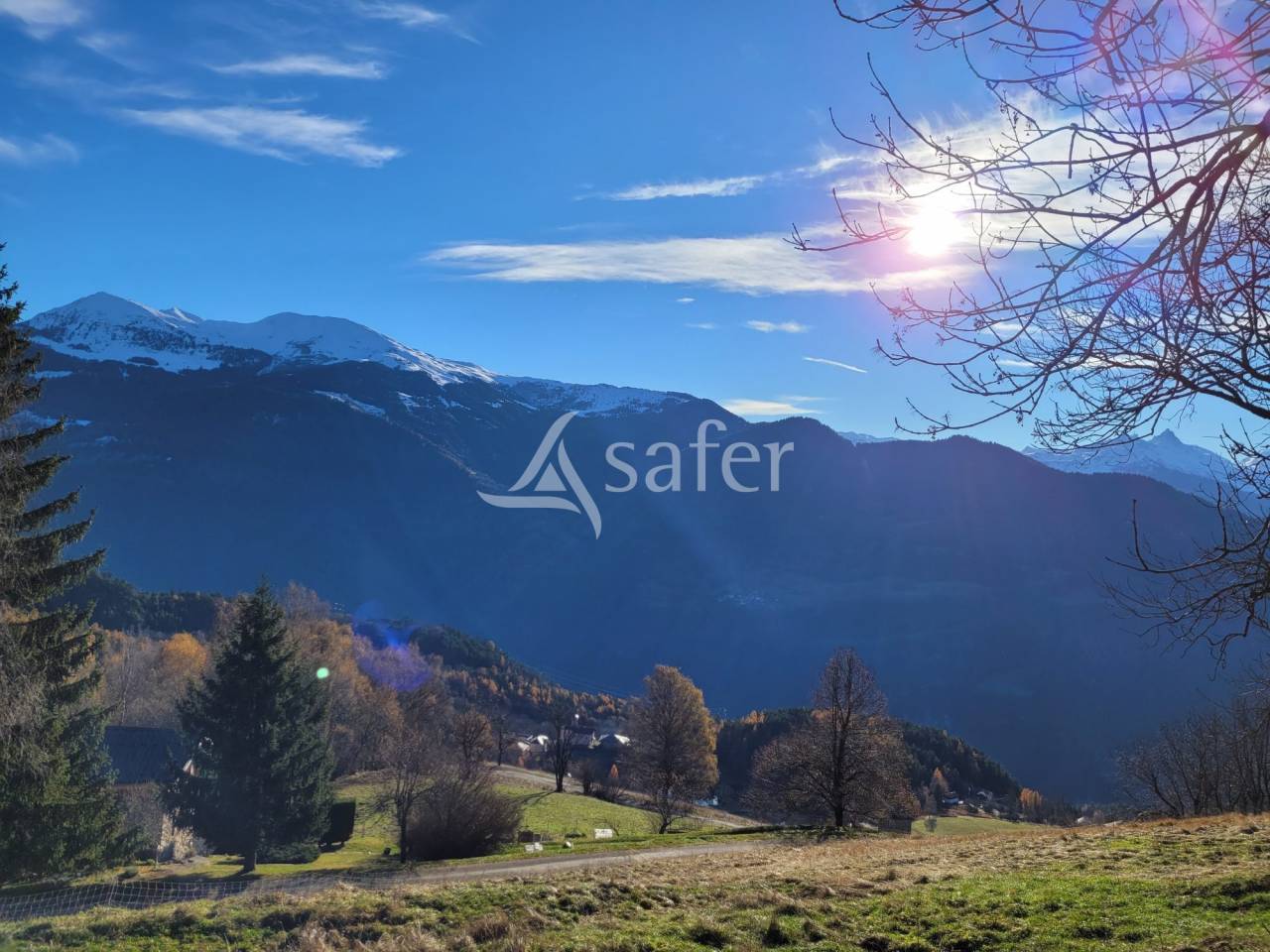 Ferme sur les hauteurs de Moûtiers