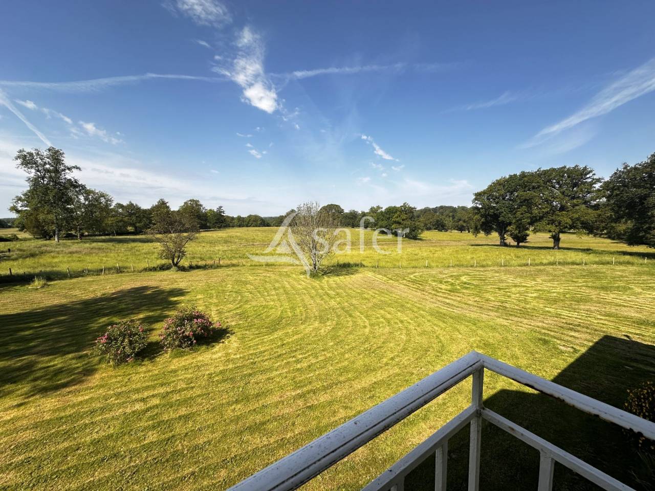 Propriété de caractère avec gîtes et 125 hectares