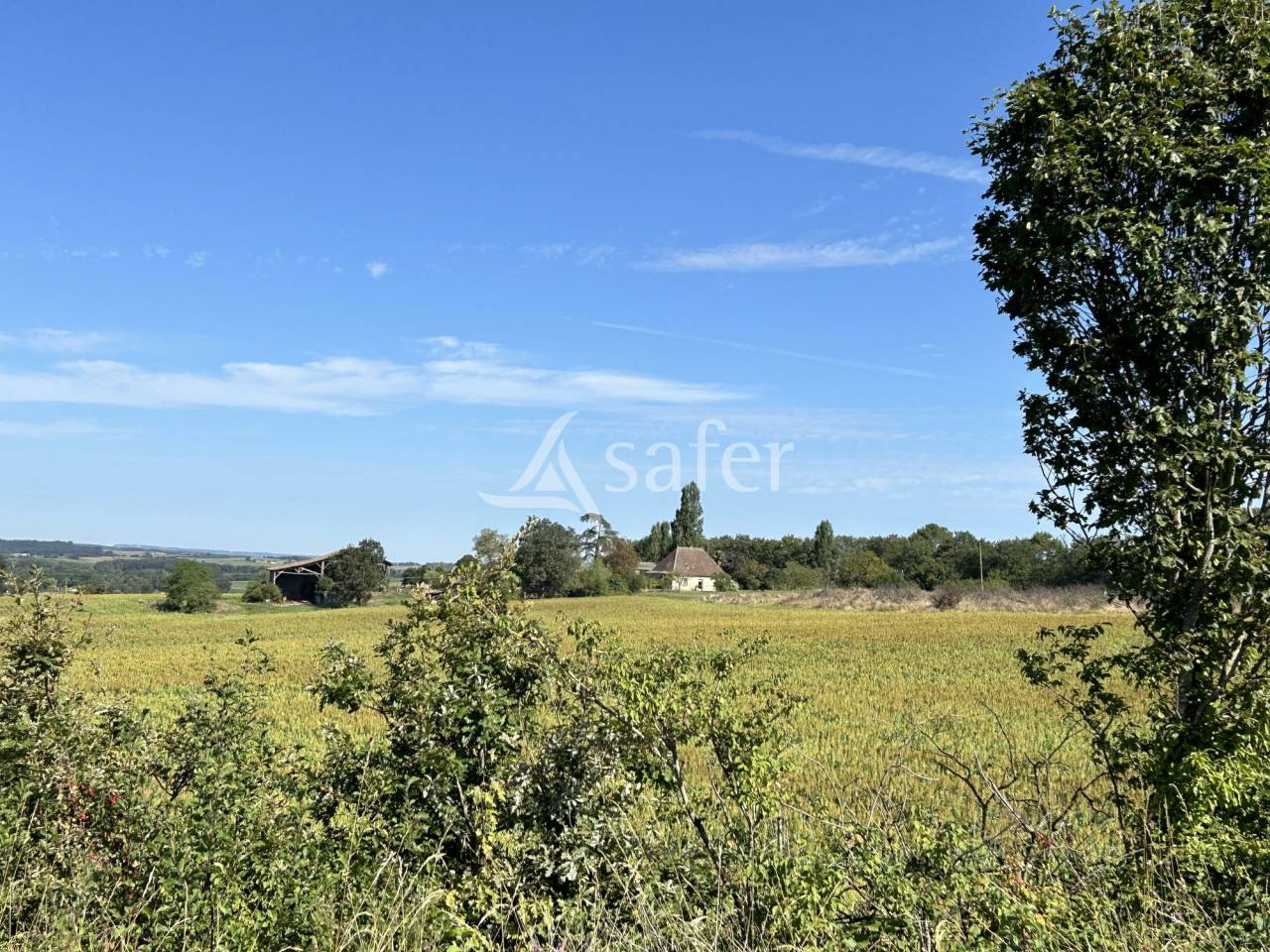 Propri&eacute;t&eacute; agricole sur 16ha