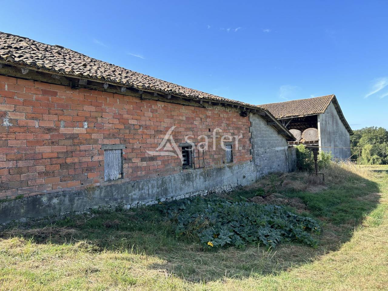 Propri&eacute;t&eacute; agricole sur 16ha