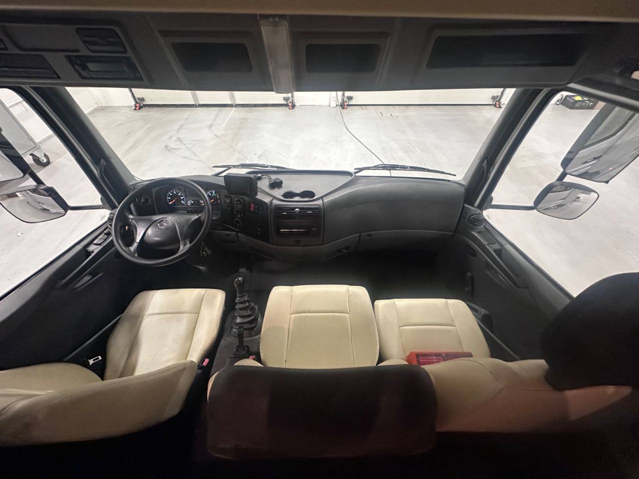 MERCEDES-BENZ ATEGO 8.180