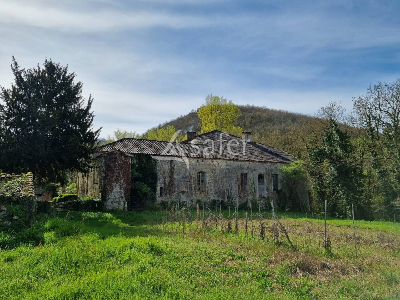Propri&eacute;t&eacute; de caract&egrave;re sur 29 ha sur les berges du Lot