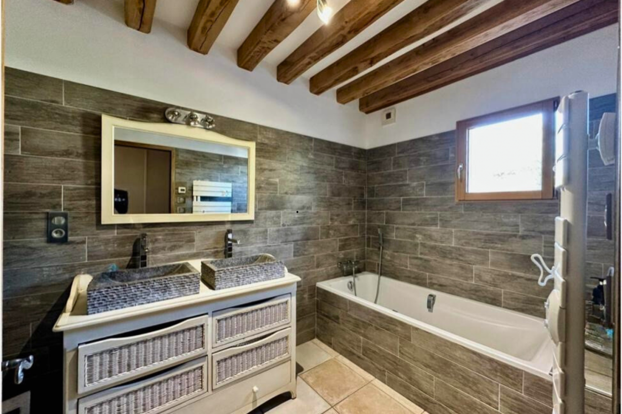 Propriété équestre de 6ha située à 1H de Paris (27)