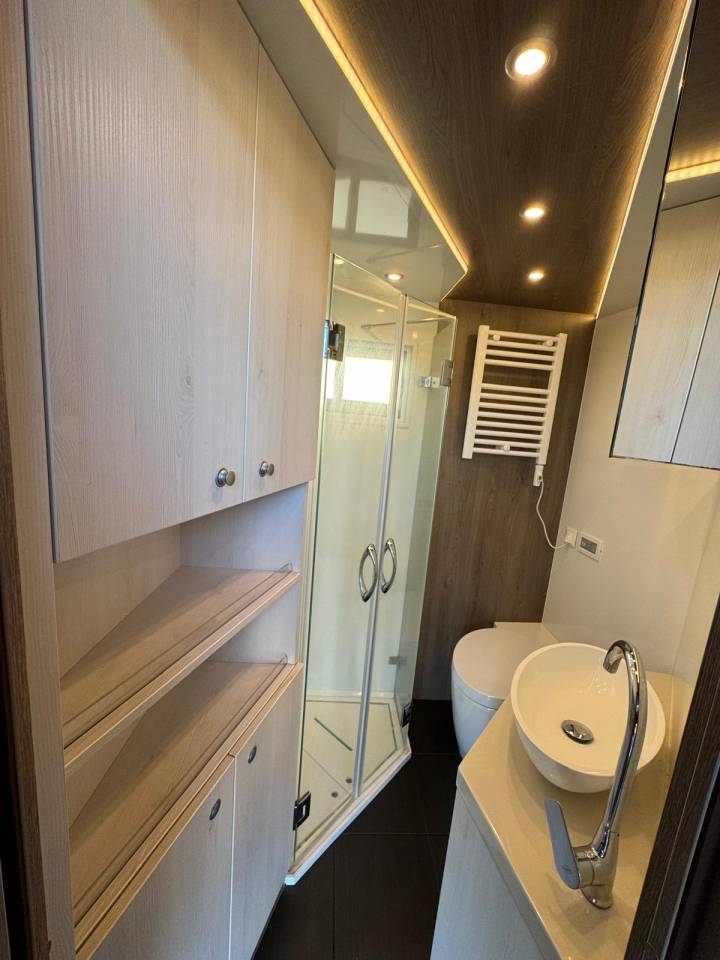 STX 6 CHEVAUX AVEC POP OUT ET PUSH UP - VENDU