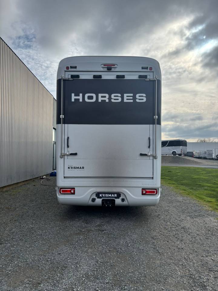 Camion neuf Krismar 5 chevaux plus homecar