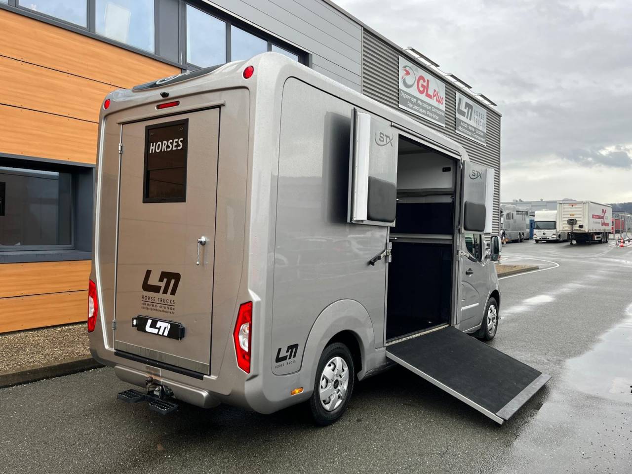 VL STX STALLE 3P 165CH SELLERIE XL / VENDU