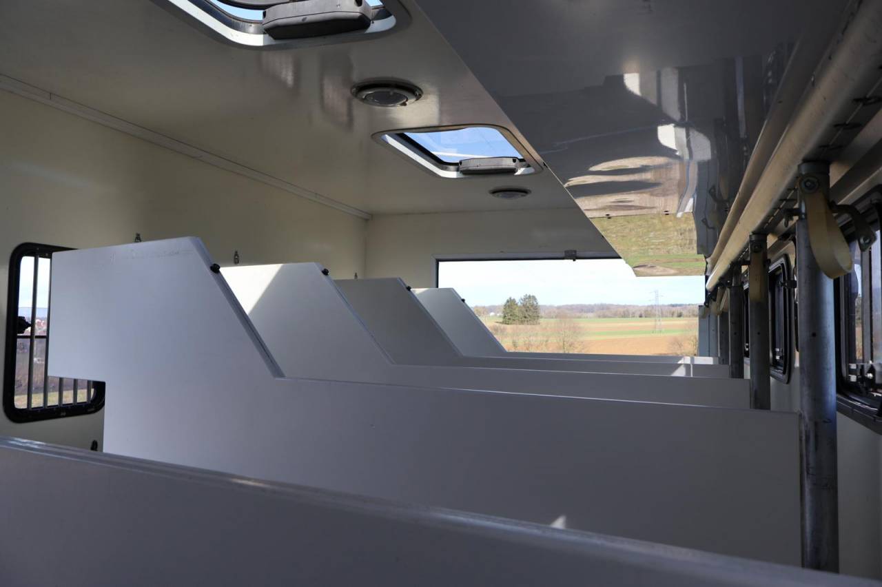 MAN TGA 26.430 6 CHEVAUX POP OUT JL / VENDU