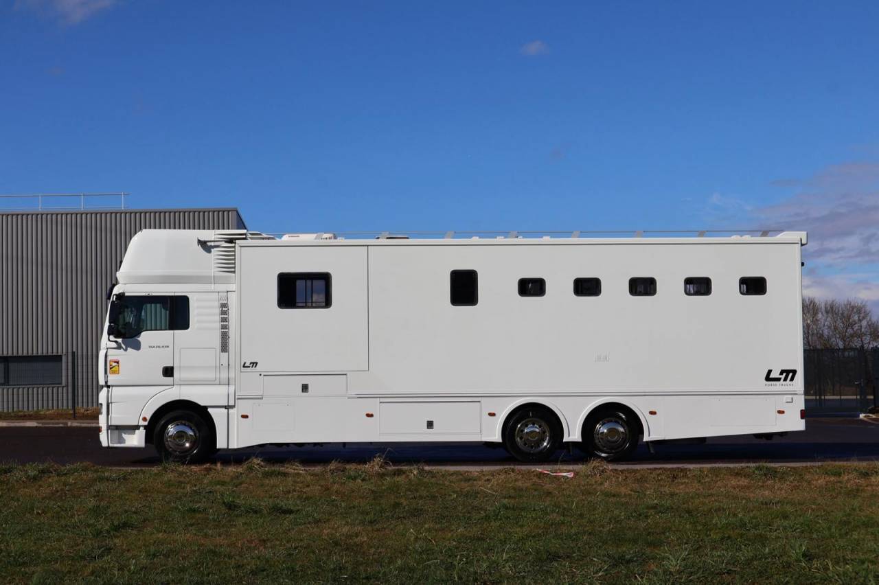 MAN TGA 26.430 6 CHEVAUX POP OUT JL / VENDU