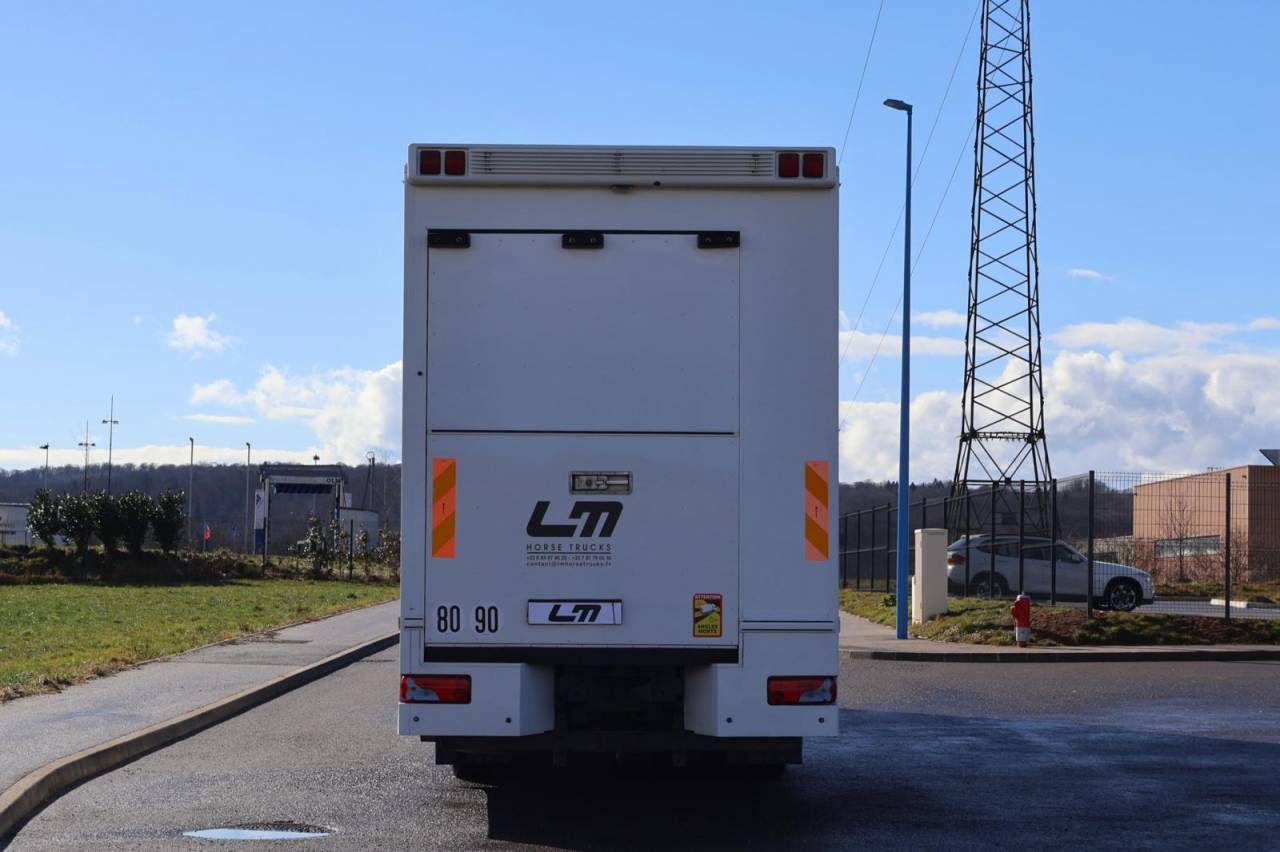 MAN TGA 26.430 6 CHEVAUX POP OUT JL / VENDU