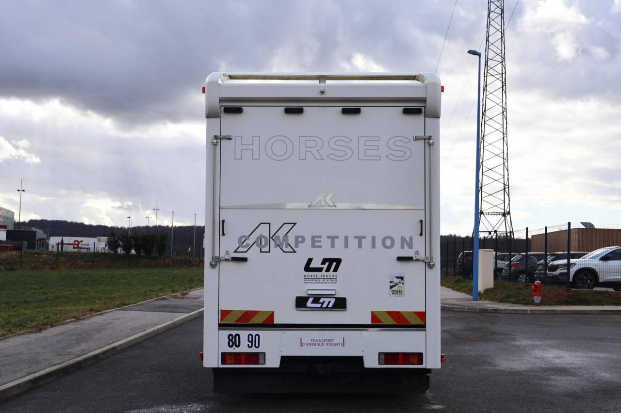 MERCES-BENZ ATEGO 8.180 AK 4 CHEVAUX - VENDU