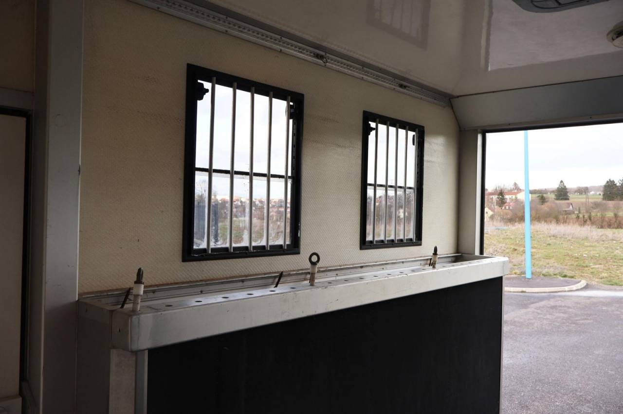 MERCES-BENZ ATEGO 8.180 AK 4 CHEVAUX - VENDU