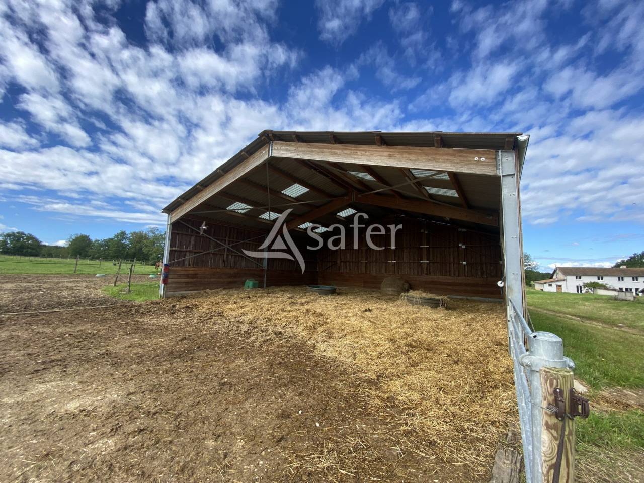 Propriété équestre - Secteur Mâcon et Villefranche sur Saôn