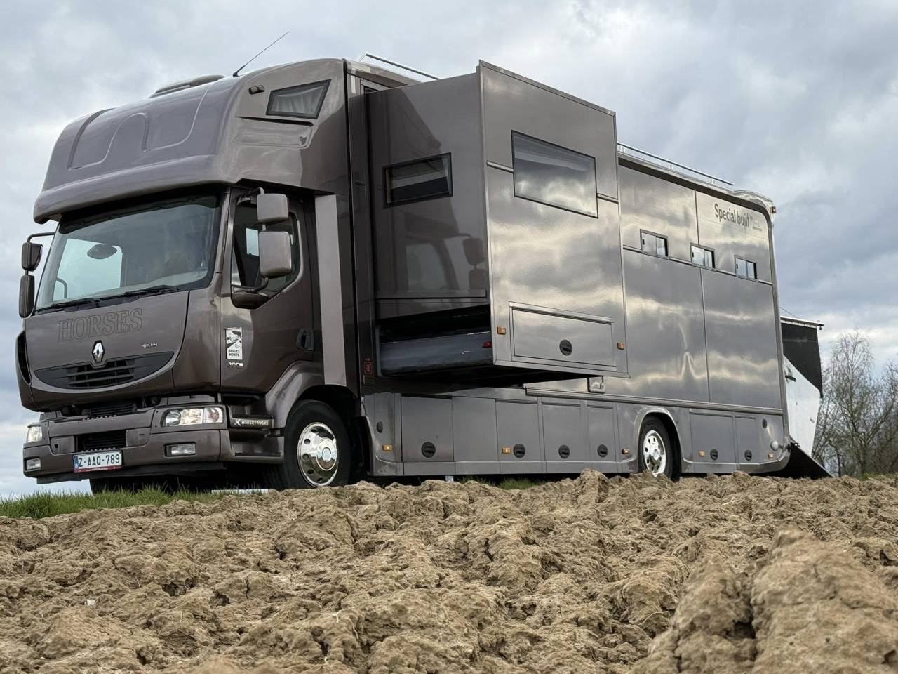 renault midlum jk 5 chevaux