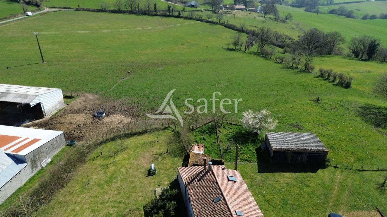 Belle Ferme à reprendre sur 80ha (dont 3ha en fermage)