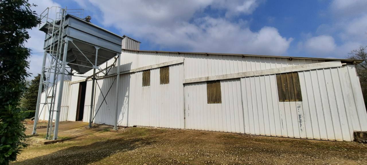 Propriété idéale chevaux- 2,2 ha – 10 mn FONTENAY LE C.